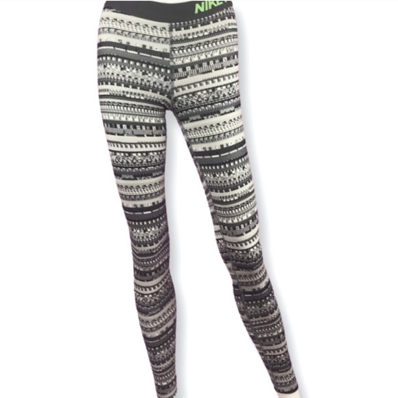 Nike Pro Hyperwarm 8 Bit Training Tights Leggings - XS - Picture 1 of 5